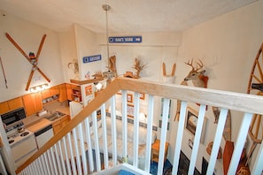 Condo, Multiple Beds, Pool Access, Mountain View (2 Br: Silver Creek 5216) | Interior - Silver Creek 5216 - The Winter`s Amazing 2 Br Condo (Snowshoe)