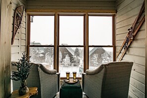 Exterior - 2 Br: Snowcrest 314b: Indoor Hot Tubs Game Room Easy Slope Access (Snowshoe)