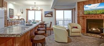 Summit 307d 3Br Condo Close to the Village