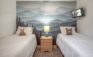 Condo, Multiple Beds, Balcony, Mountain View (3 Br: Summit 307 D) | 3 bedrooms, individually decorated, individually furnished, bed sheets - Summit 307d 3Br Condo Close to the Village (Snowshoe)