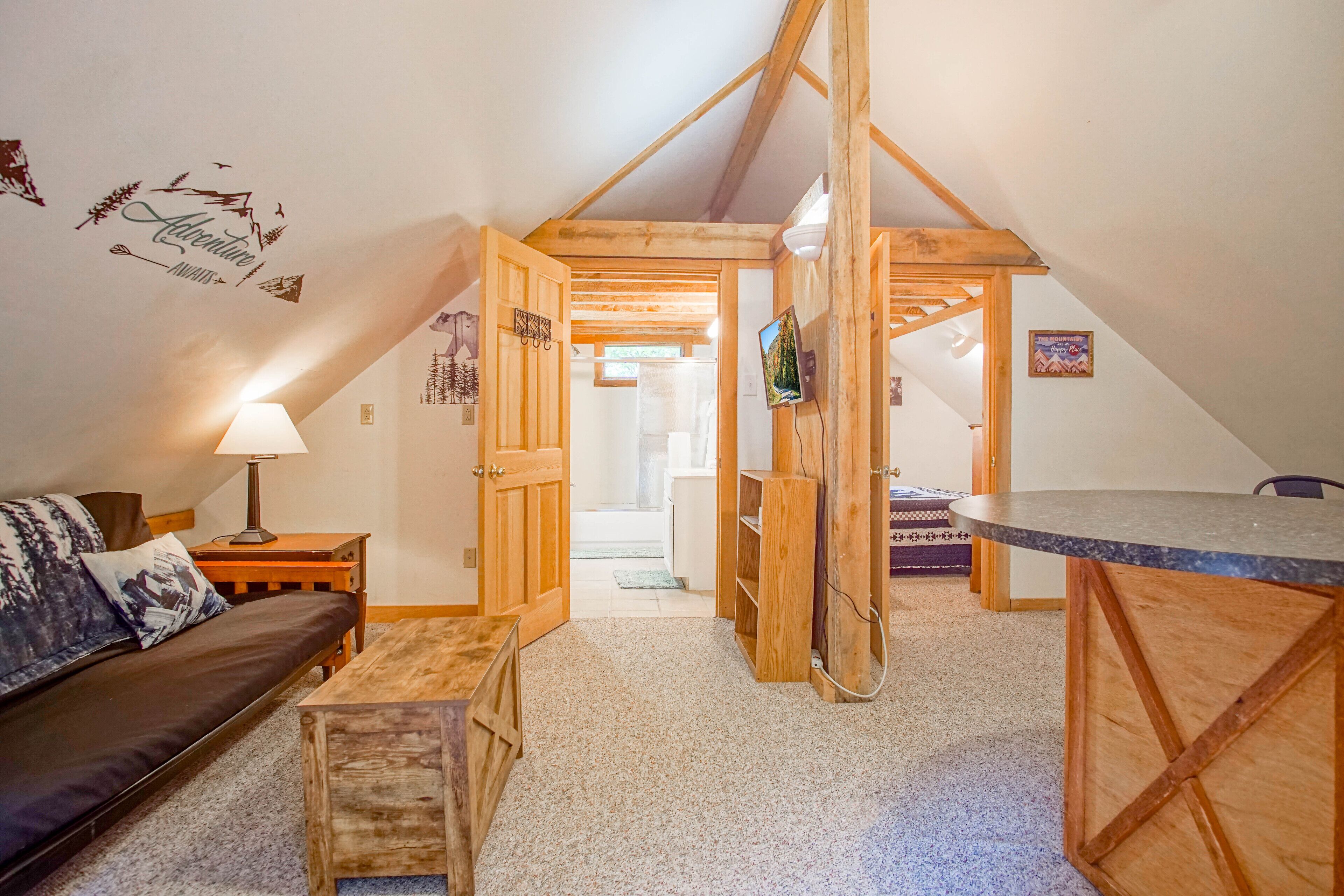 Rumah, Beberapa Tempat Tidur, dapur, pemandangan gunung (1 Br: South Westridge Rd. 047 GH) | Interior