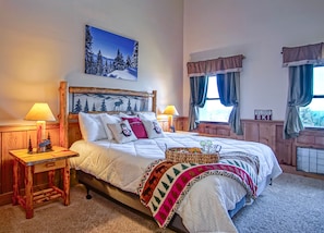 House, Multiple Beds, Balcony, Mountain View (3 Br: Whistlepunk 1) | 3 bedrooms, individually decorated, individually furnished, bed sheets - Fall Retreat Whistlepunk 1 Slope Side 3BR (Snowshoe)