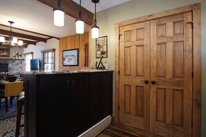Lobby - Whistlepunk 20 Wilderness Hideaway, Slope Side, Spacious 2 Br Condo (Snowshoe)