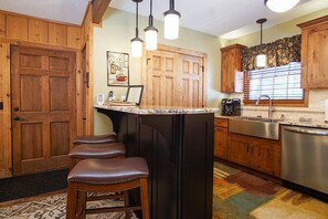 Interior - Whistlepunk 20 Wilderness Hideaway, Slope Side, Spacious 2 Br Condo (Snowshoe)