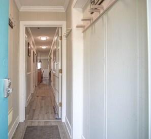 Interior - Summit 107b 3Br Condo (Snowshoe)