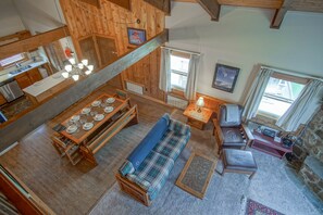 Maison mitoyenne, plusieurs lits, accès piscine, vue montagne (4 Br: Whistlepunk 12) | Coin séjour
