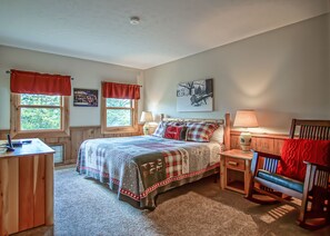 Condo, Multiple Beds, Pool Access, Mountain View (4 Br: Whistlepunk 12) - Whistlepunk #12: 4 Bedroom, 3 Bath: Slope Side, Wood Fireplace (Snowshoe)