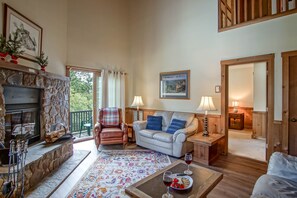 Living area - Whistlepunk #24: 4 Bedroom, 3 Bath: Slope Side, Wood Fireplace (Snowshoe)