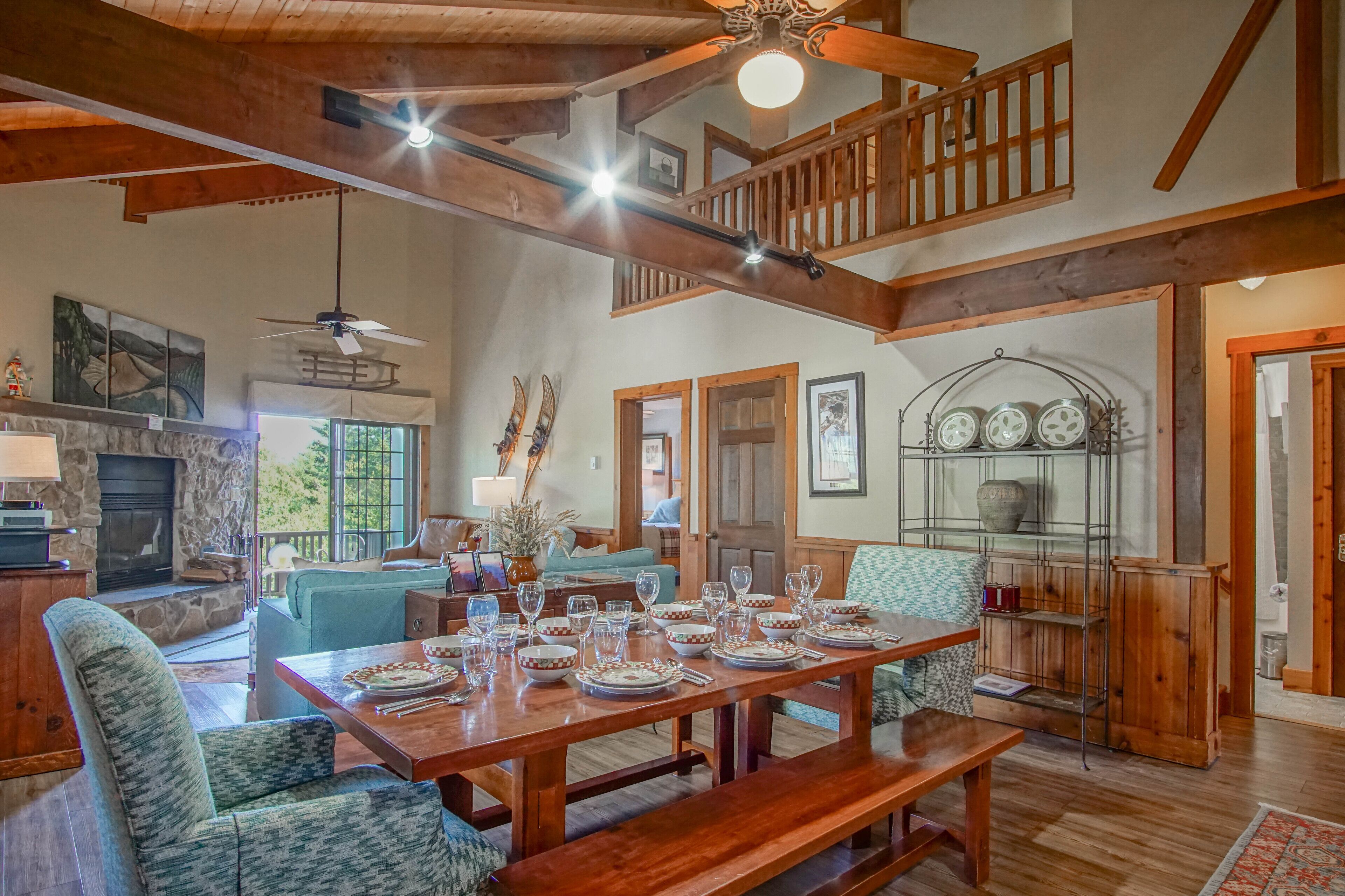 Huoneisto, useita sänkyjä, parveke, vuoristonäköala (4 Br: Whistlepunk 18) | 4 makuuhuonetta, yksilöllisesti sisustettu, yksilöllisesti kalustettu