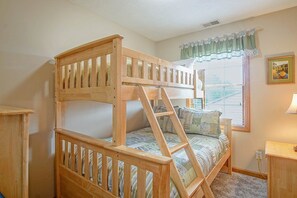 Maison, plusieurs lits, bain à remous, vue montagne (3 Br Plus: Creekside E17) | 4 chambres, décoration personnalisée, ameublement personnalisé