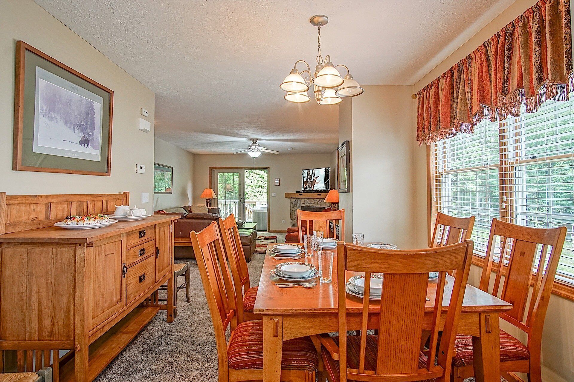 4 bedrooms, individually decorated, individually furnished, bed sheets