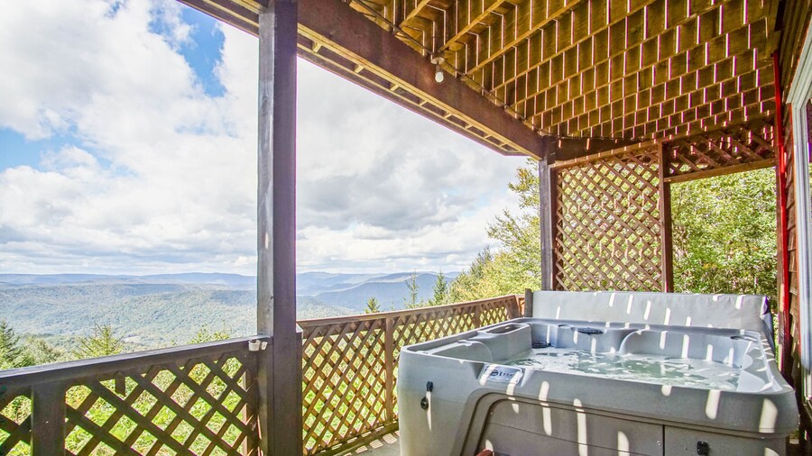 西南山脊 72-153:五卧室,大型西部景观,私人热水浴池,木壁炉