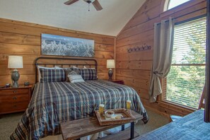 House, Multiple Beds, Hot Tub, Mountain View (5 Br: Loggers Run 11) | 5 bedrooms, individually decorated, individually furnished, bed sheets - Loggers Run 11: 5 Bedrooms, 3.5 Baths (Snowshoe)