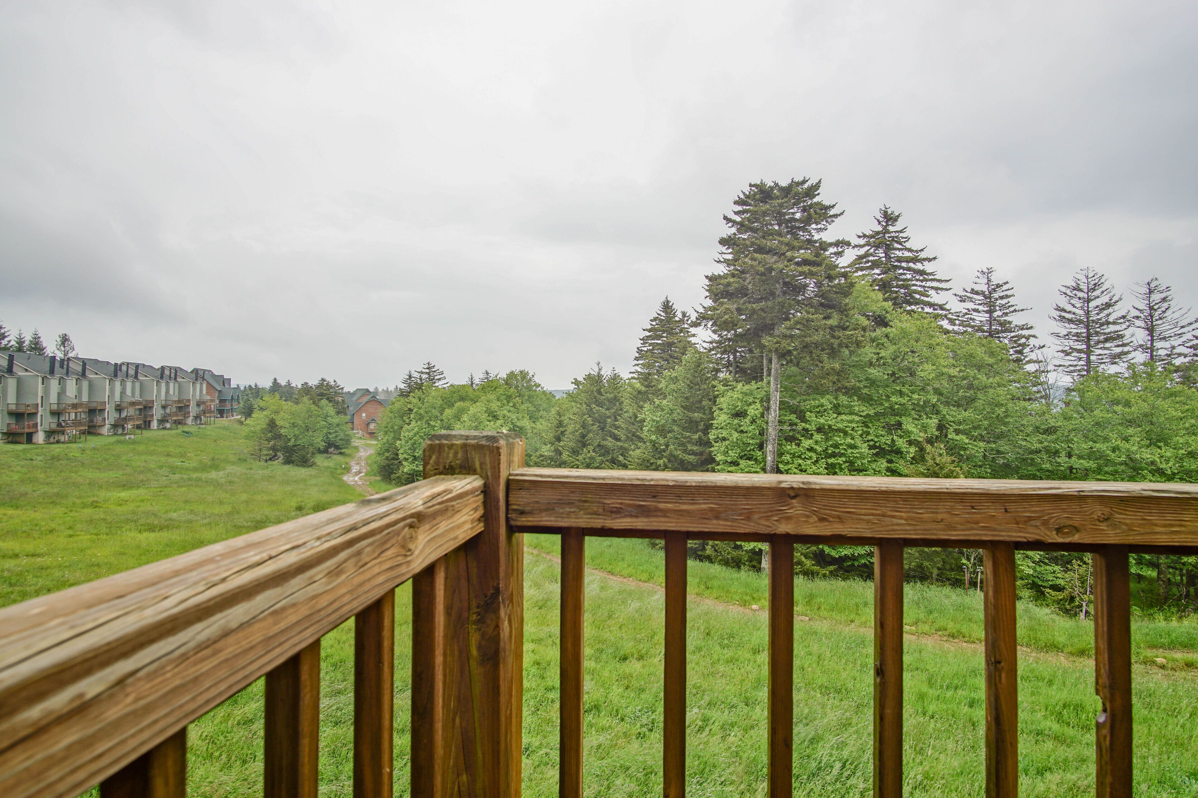 Apartment, Mehrere Betten, Kamin, Bergblick (2 Br: Powderidge 14) | Ausblick vom Zimmer