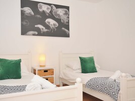 3 bedrooms, individually decorated, individually furnished, free WiFi