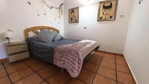 WiFi、ベッドシーツ