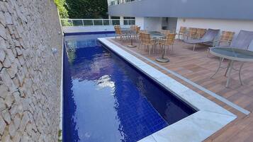 Apartamento básico | Piscina | Piscina externa