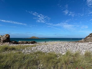 Beach nearby - La Maison Marine - Piscine partagée (Erquy)