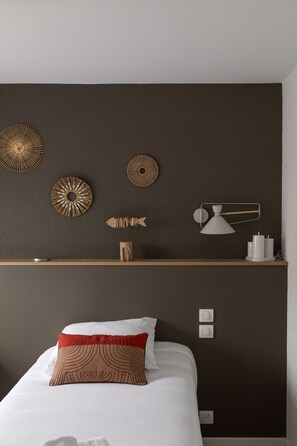 Iron/ironing board, free WiFi, bed sheets - La Maison Marine - Piscine partagée (Erquy)