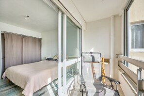 Room - Le Nouveau Bassin - Vue sur le Port (Courseulles-sur-Mer)