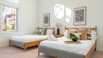 1 soverom, strykejern/-brett, wi-fi (inkludert) og sengetøy