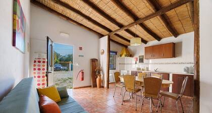 Maison de vacances 'Girassol' avec piscine partagée et Wi-Fi