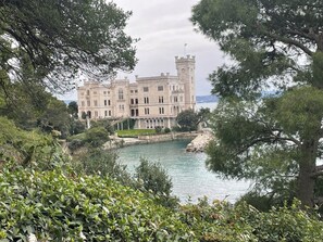 Miscellaneous - Double suite with sea view (Trieste)