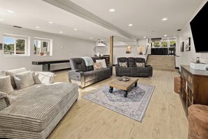 Chambre Confort | Coin séjour