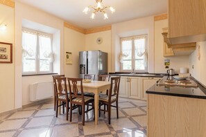 Unclassified image, 2 of 16, button - Two Bedroom Deluxe Apartment - Pink (Diecimo)