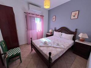 2 makuuhuonetta, silitysrauta/-lauta, Wi-Fi, vuodevaatteet