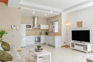 TV - Sunset Oasis Villa with Private Pool, Wi-Fi, and Air Conditioning (Las Palmas)