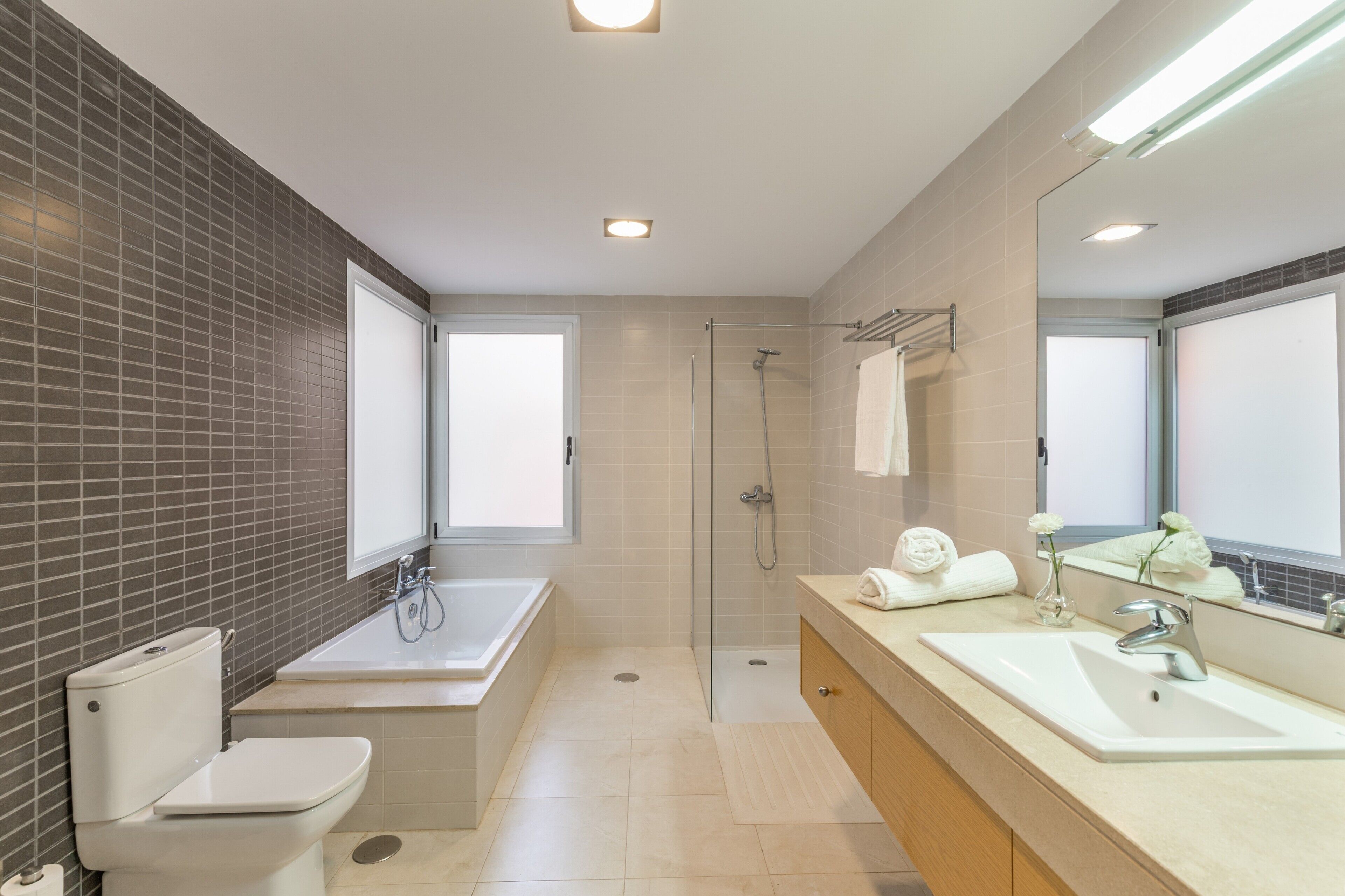 Douche, serviettes fournies