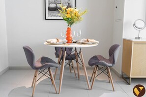Dining - Vogue, JVT Novotel near Springs Souk Mall (Dubai)