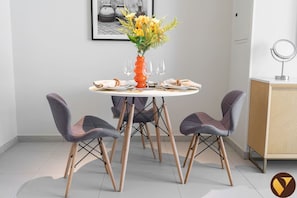 Dining - Vogue, JVT Novotel near Springs Souk Mall (Dubai)