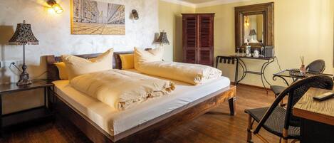 Double Room, Canal View | Desk, laptop workspace, blackout drapes, free WiFi