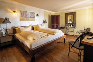 Double Room, Canal View - La Campagnola - Ristorante&Boutiquehotel (Dresden)