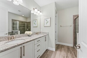 Hair dryer, towels - Themed, Movie theater, Game Room, 12 BD, Pool (Kissimmee)