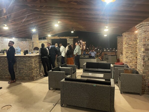 Bar (en la propiedad)