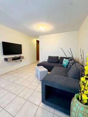 TV - Coco Condo with Pool and Generator in Rincon (Stella)
