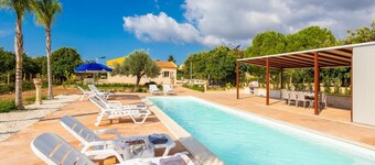 Villa Fenice - Five Bedroom Villa, Sleeps 12