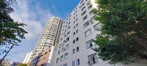 Apartemen Keluarga | Eksterior