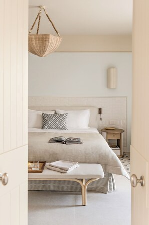 Minibar, in-room safe, laptop workspace, soundproofing - Erema, a Member of Design Hotels (Milos)