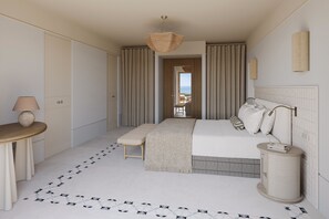 Suite | Minibar i caixa forta a l'habitació