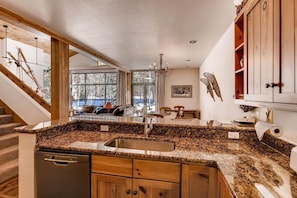 Interior - Family-Friendly 3BR Townhome Near Keystone Slopes (Keystone)