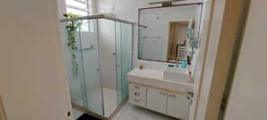 Basic Apartment | Bathroom - COBAR0123 - Prédio 89 (Salvador)