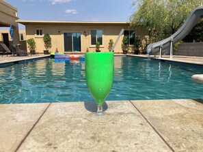 Piscine extérieure