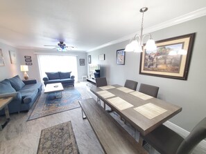 Living area - Summerhouse 218 (St. Augustine)