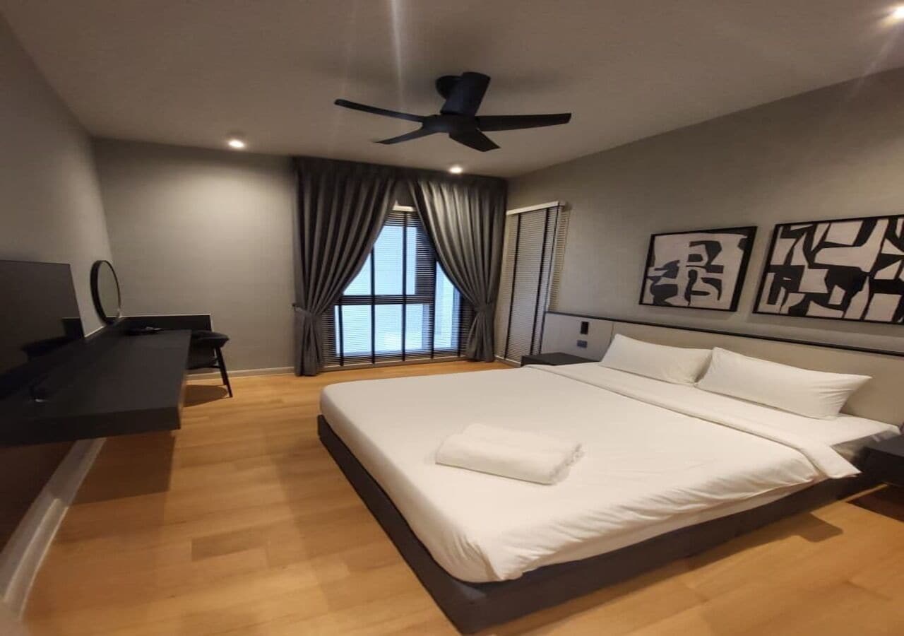 룸, 퀸사이즈침대 1개, 시내 전망 | 미니바, 무료 WiFi, 침대 시트