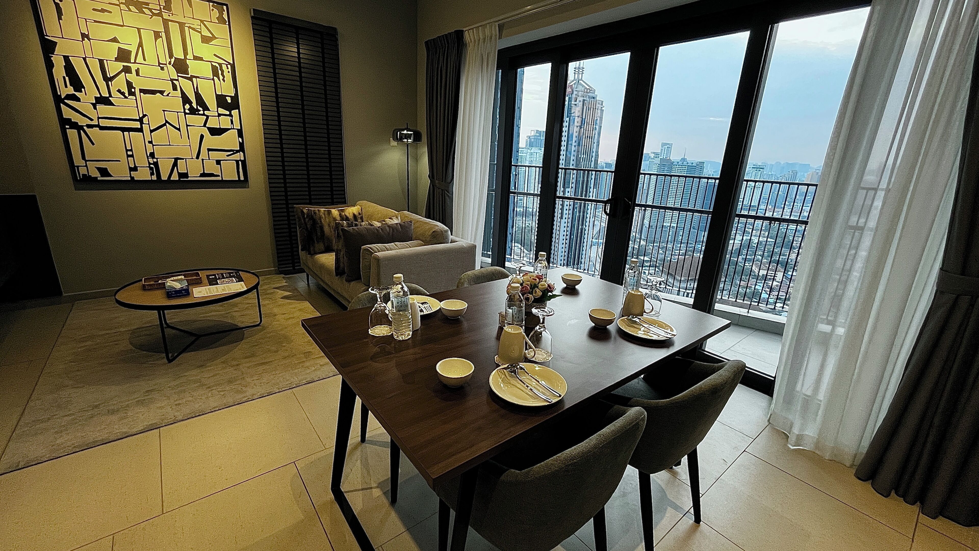 Smart TV 55-inci dengan saluran TV digital