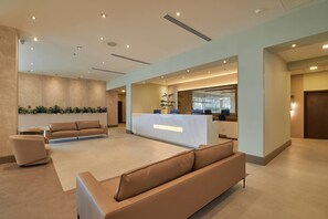 Lobby - Wyndham Garden Saltillo (Saltillo)